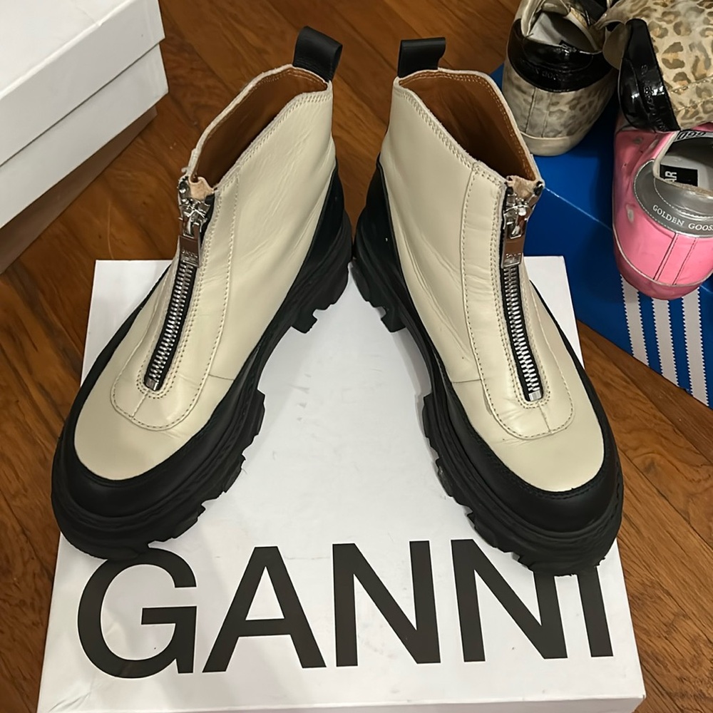 Ganni boots